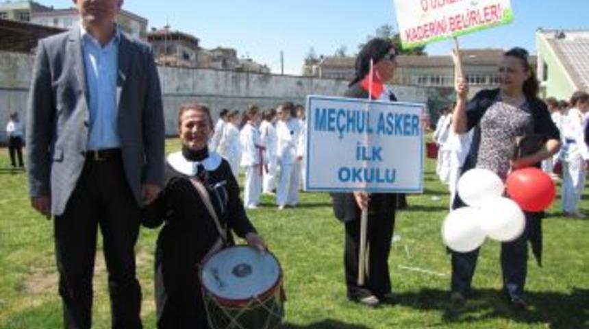 23 Nisan'da dedeler &ccedil;ocukluklarına d&ouml;nd&uuml;