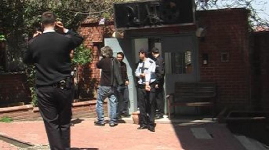 Sinan &Ccedil;etin&rsquo;in film şirketine kurşun