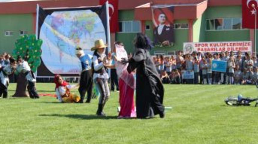 23 Nisan Mut'ta coşkuyla kutlandı