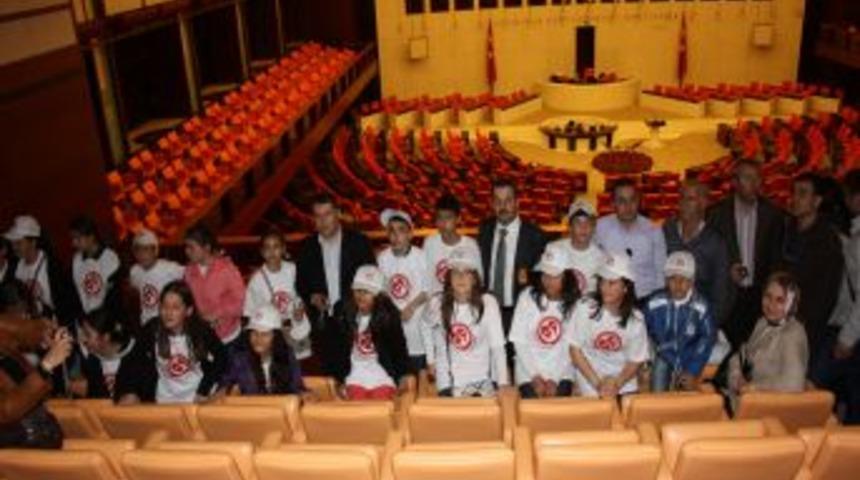 YİBO Projesi'nde dereceye giren 30 &ouml;ğrenci Cumhurbaşkanlığı K&ouml;şk&uuml;'ne &ccedil;ıktı