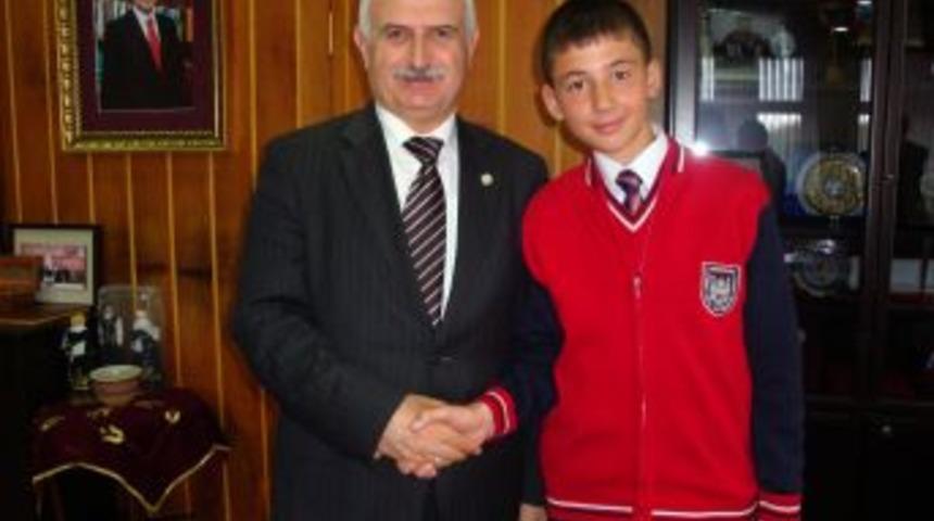 Temsili rektör, okulunun eksikliklerinin giderilmesini istedi