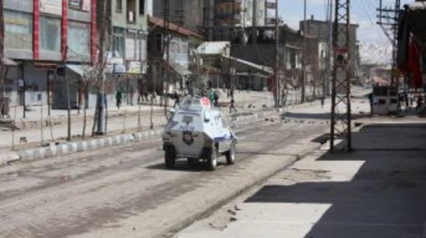 Y&uuml;ksekova'da Olaylar &Ccedil;ıktı