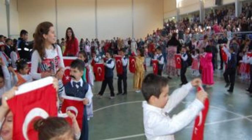 Arapgir'de 23 Nisan Coşkusu