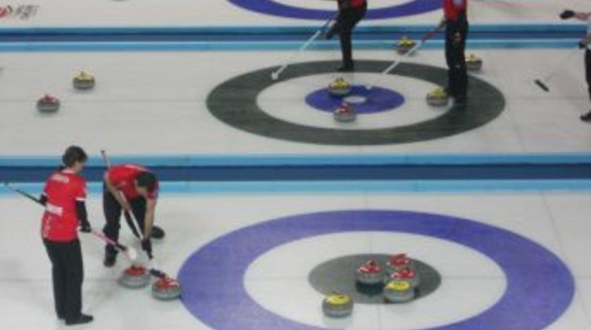 2012 D&uuml;nya Karışık &Ccedil;iftler Şampiyonası'na T&uuml;rkiye galibiyetle başladı