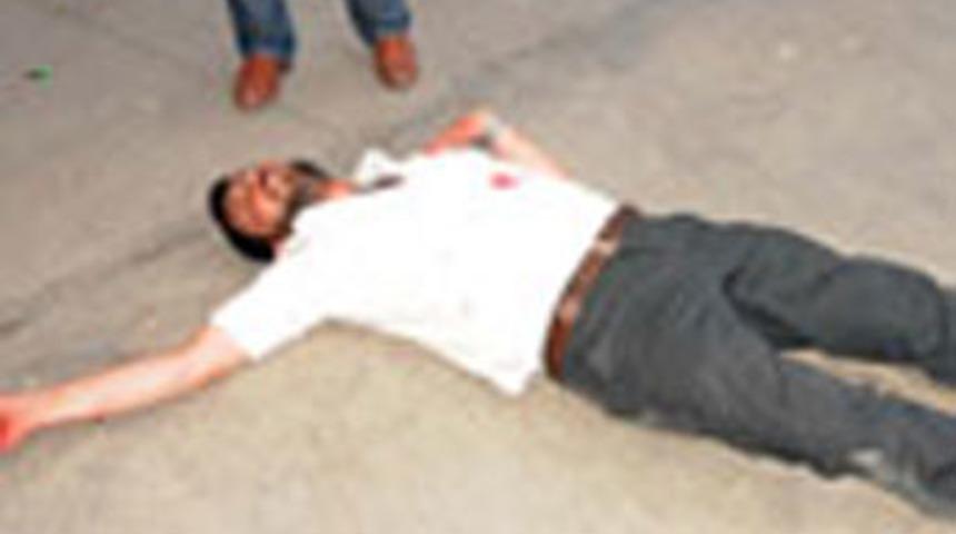 K&uuml;mes kavgası; 1 &ouml;l&uuml;, 1 yaralı