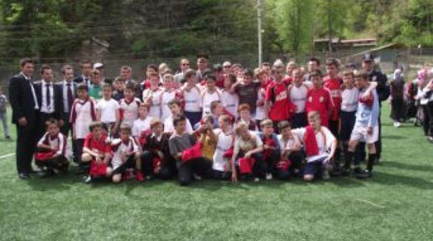 &Ccedil;amlıhemşin'de k&uuml;&ccedil;&uuml;k Adem yaşatıldı