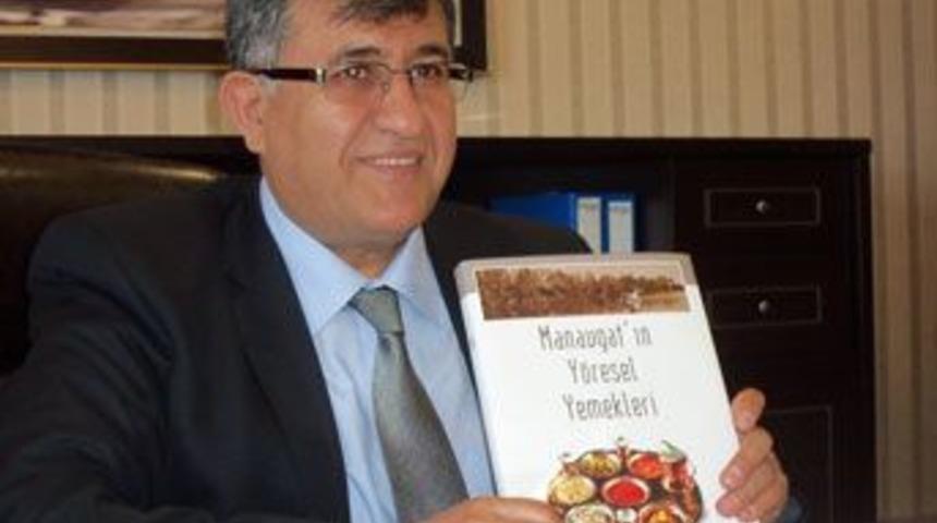 Kaymakam&rsquo;da yemek kitabına &ouml;vg&uuml;