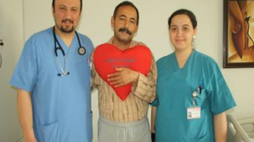 Aynı kalbe 3 ayrı operasyon yapıldı