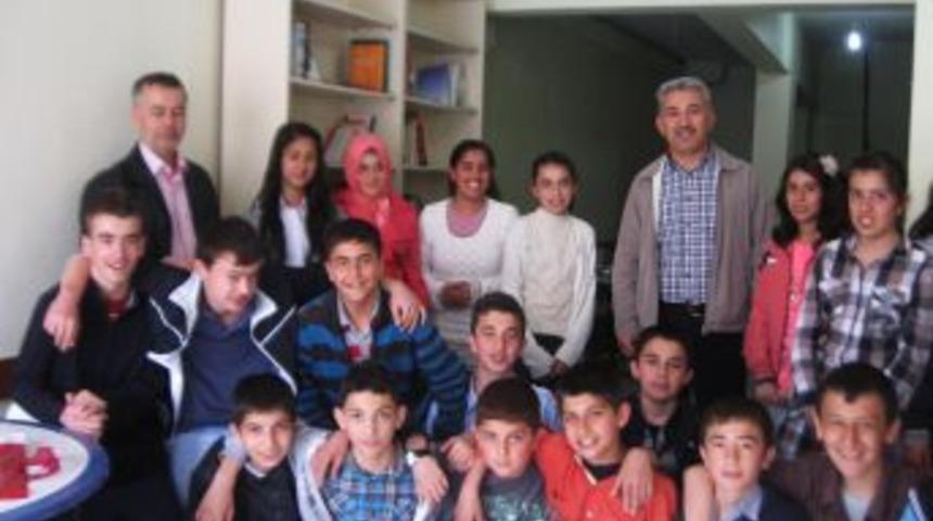 Suluova'da kitap okuma yarışması düzenlendi