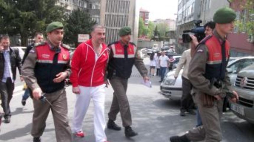 Sedat Peker diş tedaisi i&ccedil;in hastaneye geldi