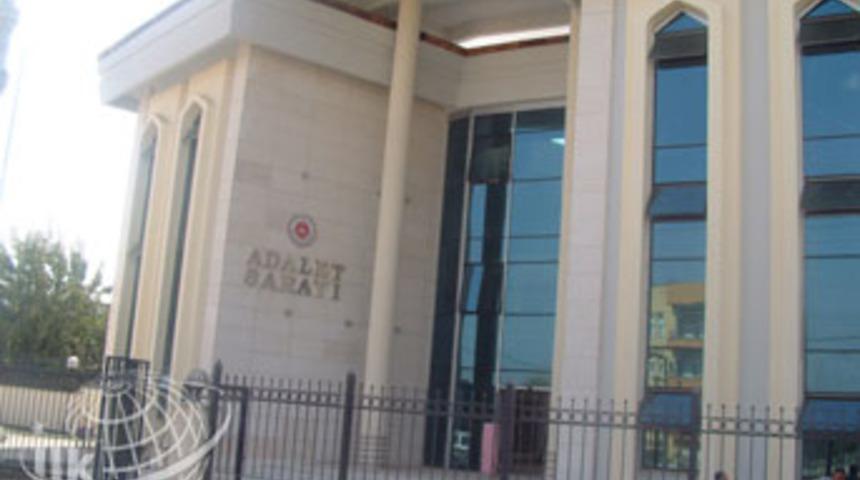 Adliyeyi havaya u&ccedil;uracaklardı