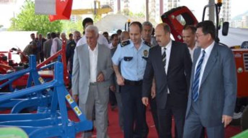 Kozan Tarım, Gıda, Otomotiv ve Mobilya Fuarı a&ccedil;ıldı