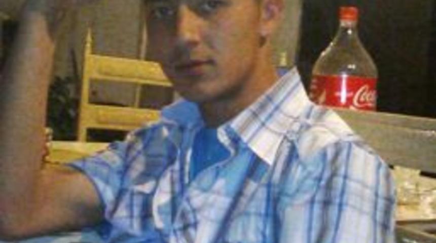 19 yaşındaki gen&ccedil;, yatağında &ouml;l&uuml; bulundu