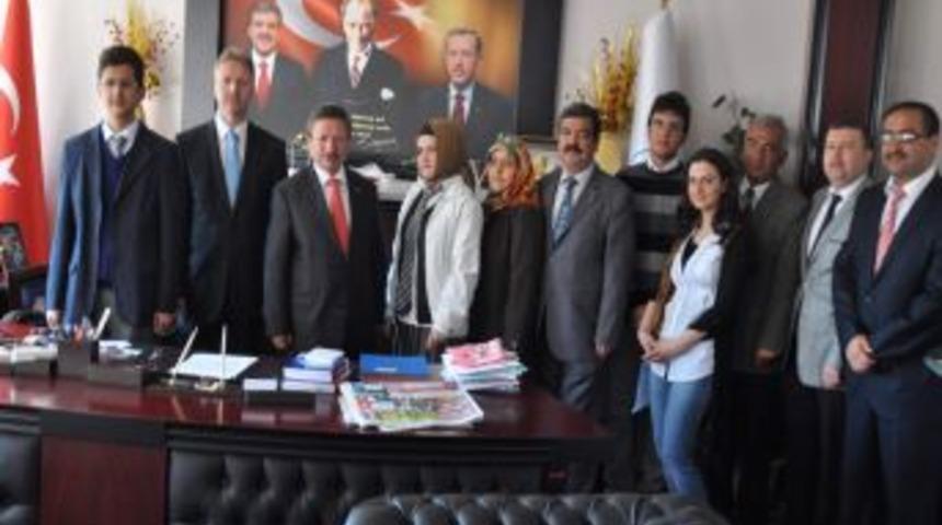 Vali Şent&uuml;rk: Eğitimde başarılı &uuml;lkeler her alanda gelişmiştir