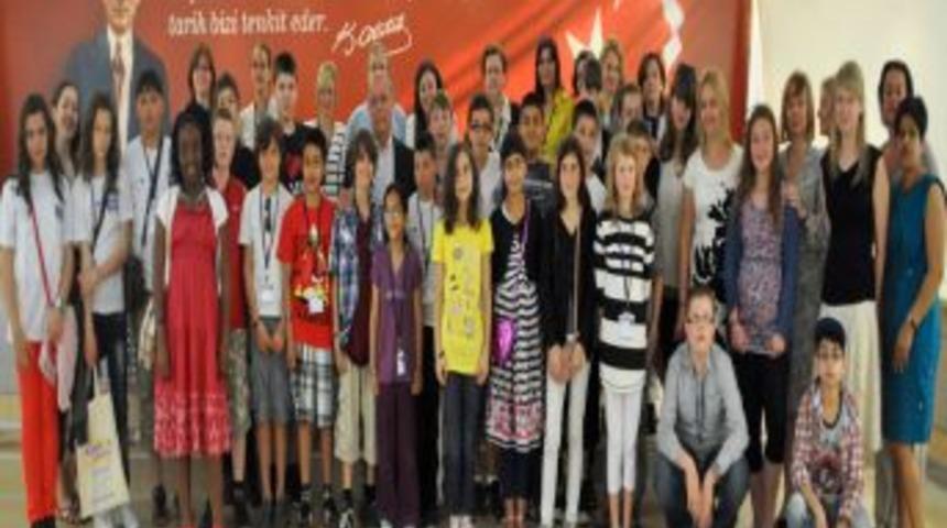 Başkan Sipahioğlu, Avrupa&rsquo;nın &ccedil;i&ccedil;ekleriyle buluştu