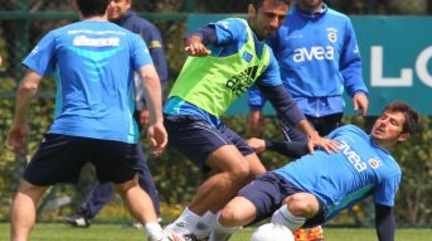 Fenerbahçe'de kupa maçı hazırlıkları sürüyor