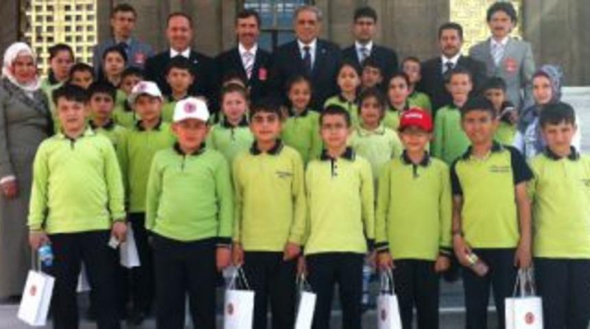 Siirtli &ouml;ğrenciler TBMM''deydi