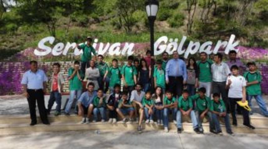 SA&Uuml; Sosyal Hizmet B&ouml;l&uuml;m&uuml;, yurt &ccedil;ocuklarını &uuml;niversite okumaya &ouml;zendiriyor