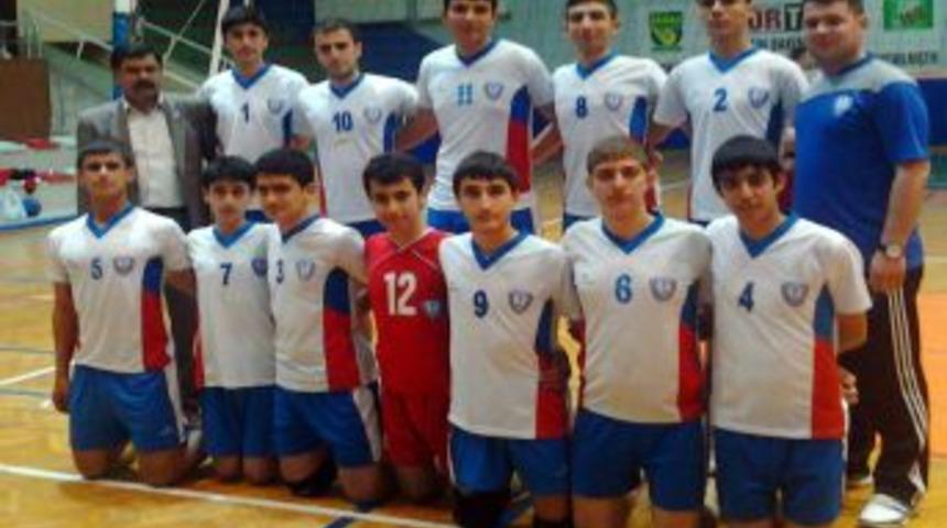 Yıldız Şahinler Osmaniye'den Umutlu D&ouml;nd&uuml;