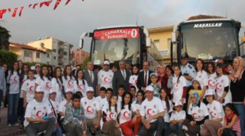 D&ouml;rtyol'da 115 &ouml;ğrenci &Ccedil;anakkale'ye g&ouml;nderildi