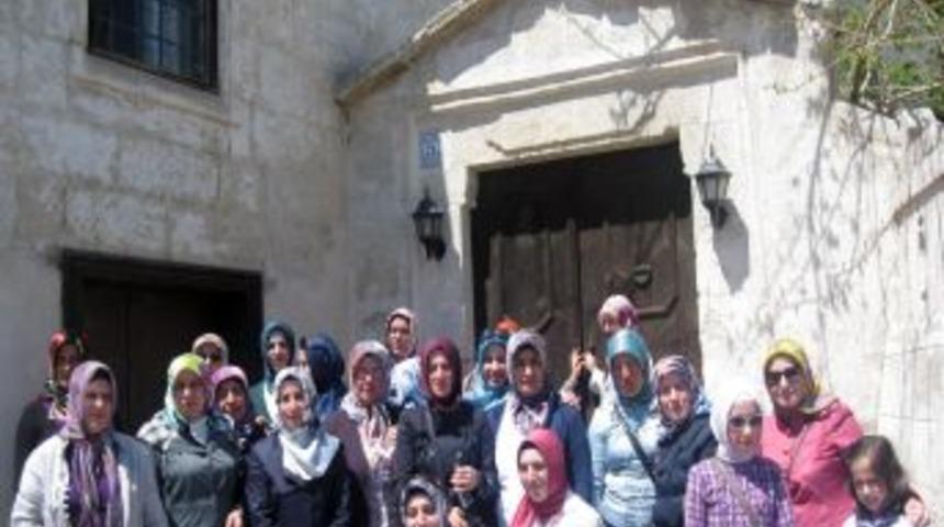 Of G&Uuml;LDER Isparta, Konya, Nevşehir gezisi d&uuml;zenledi