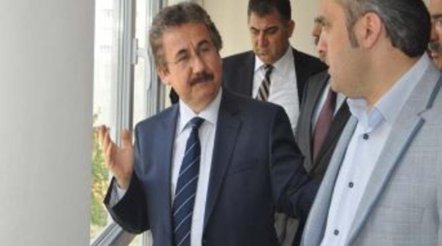 İneg&ouml;l İşletme Fak&uuml;ltesi Kapılarını A&ccedil;ıyor