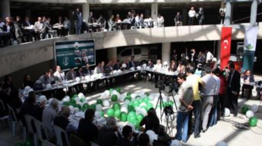 Osmangazi, otopark ve pazaryerleri ile nefes alıyor