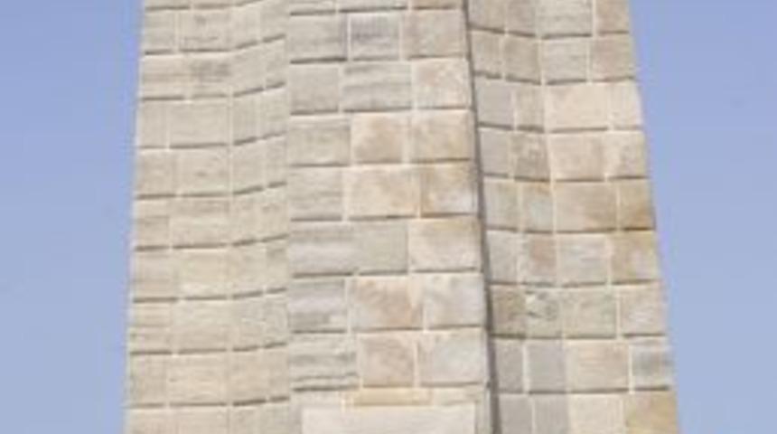 Avustralya ve Yeni Zelanda anıtlarında tören düzenlendi