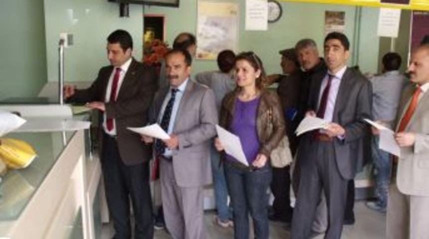 &Ouml;ğretmenlerden Maliye Bakanlığı'na fakslı tepki