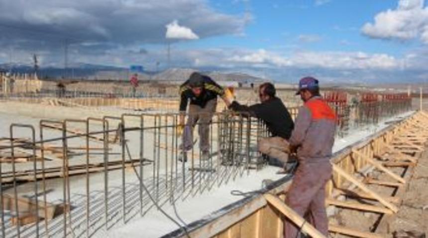 B&uuml;y&uuml;kşehir Belediyesi, Yeni Şehirlererası Otob&uuml;s Terminali'nin İnşaatına Başladı