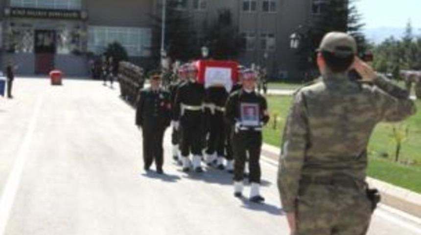 Şehit Er Şen memleketine uğurlandı