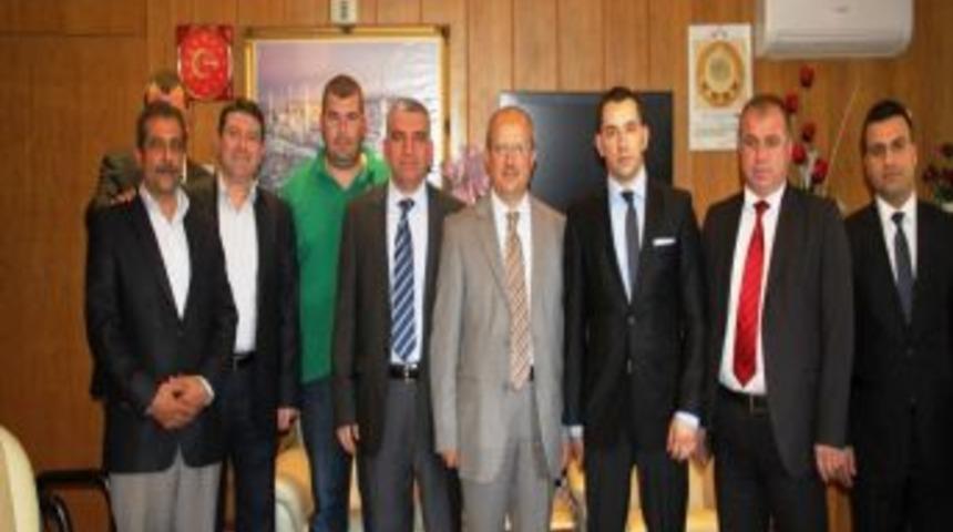 "Toplumun yararına cemiyet oluşumu İslam'a uygundur"