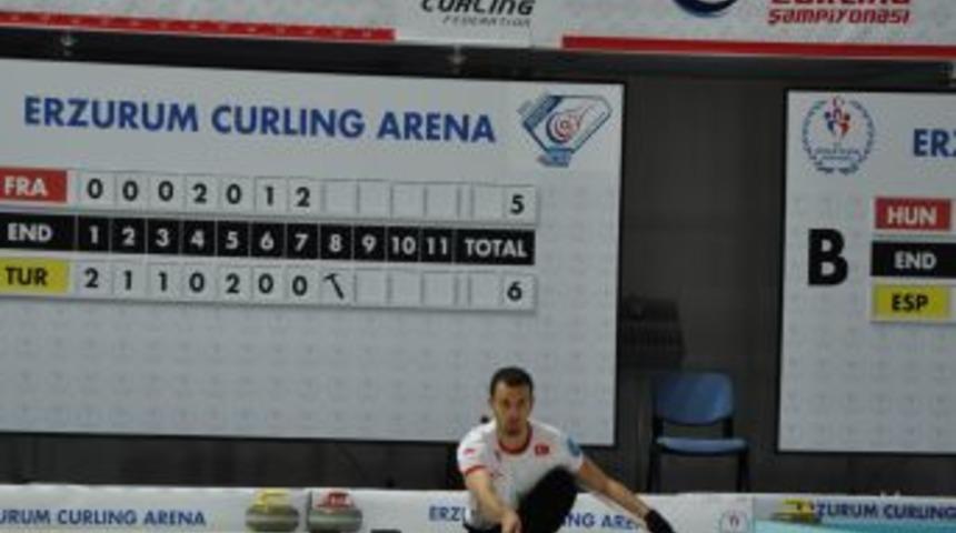 T&uuml;rkler Curling'de Fransızları 7 - 5 yendi