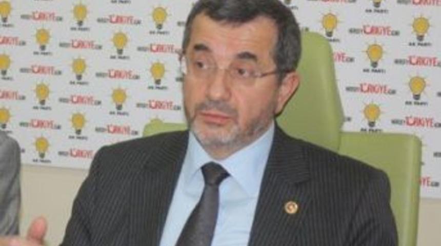 &Ouml;k&uuml;z altında buzağı arıyorlar