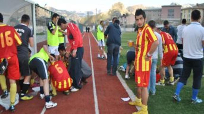 Zapspor ve &ouml;ğretmenler dostluk ma&ccedil;ı yaptı