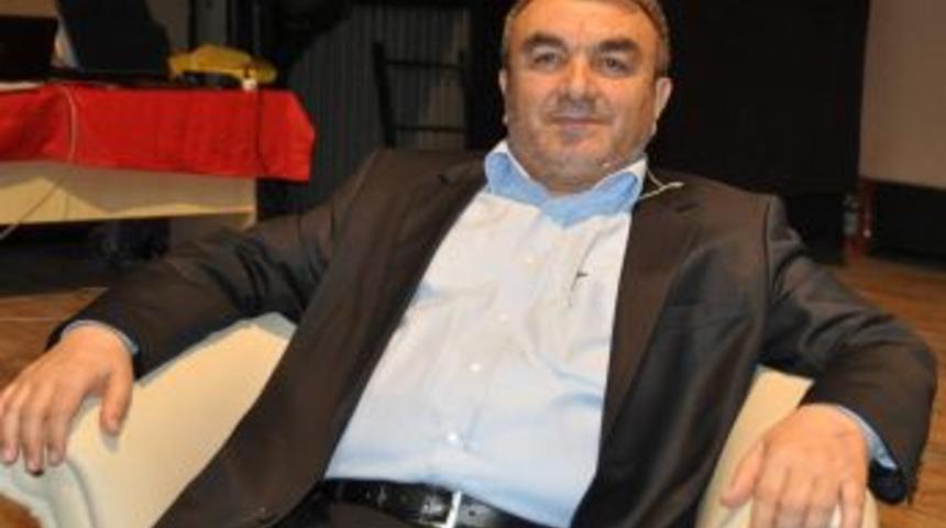 "&Uuml;lkemizde işsizlik değil kalifiye eleman sıkıntısı var"