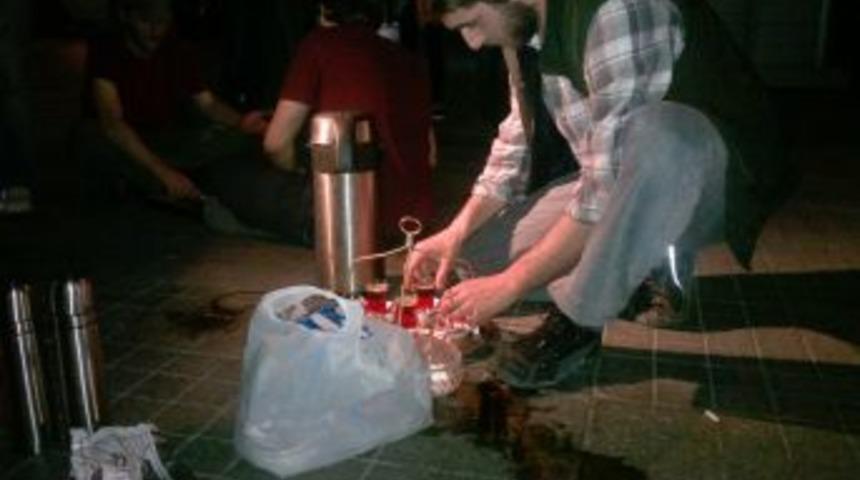 Tulum &ccedil;alıp horon teperek n&uuml;kleer santralleri protesto ettiler