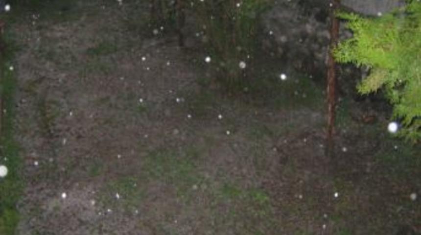 Kağızman'da etkili dolu yağışı