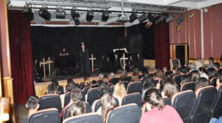 Klasik M&uuml;zik Konserinde B&uuml;y&uuml;lediler