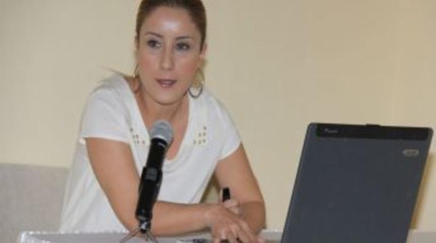 Ne&uuml;'de Erasmus Ve Farabi Değişim Programı Bilgilendirme Toplantısı