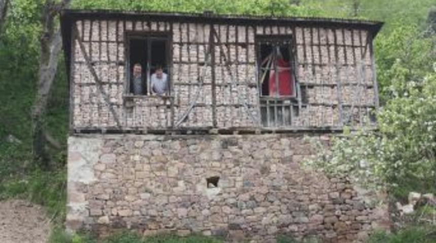 Giresun'da Otantik K&ouml;y Evleri İlgi Bekliyor