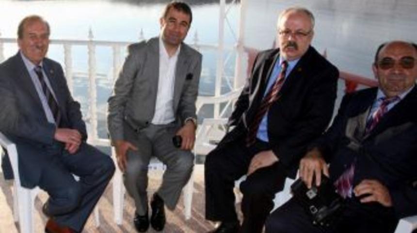 C&uuml;'ye Hasta Refakat&ccedil;i Oteli Yapılacak