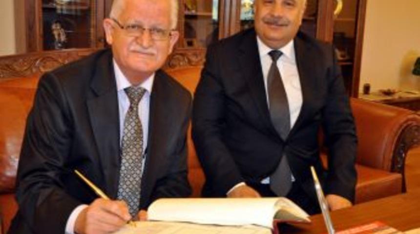 Prof. Dr. Adem Tatlı'dan &Uuml;niversiteye Ziyaret