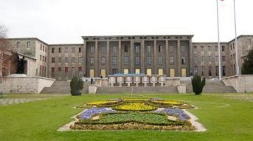 Tutuklu vekiller konusu, 4 parti grubunun mutabık kalacağı şekilde &ccedil;&ouml;z&uuml;mlenecek