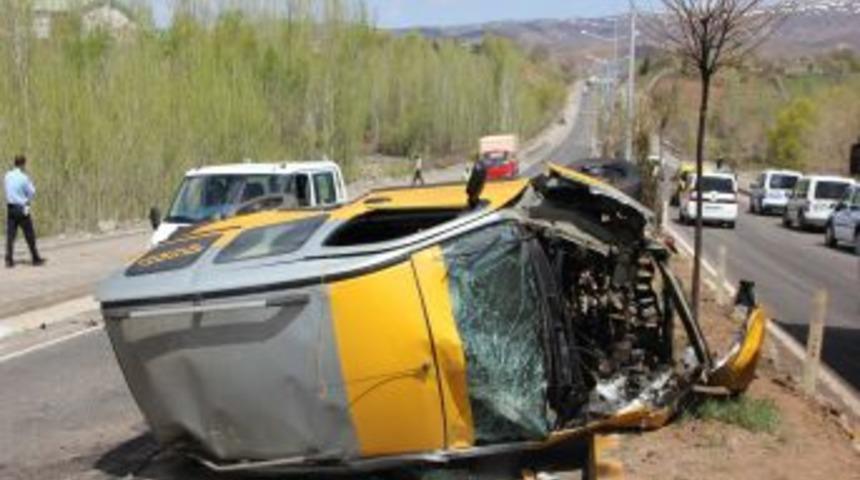 Bing&ouml;l&rsquo;de trafik kazası: Bir &ouml;l&uuml;, bir yaralı