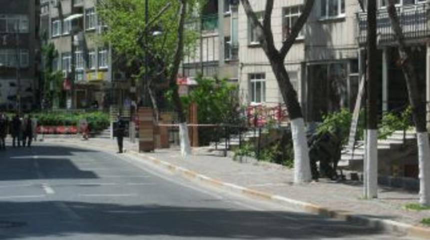 Tamirci &ccedil;antası polisi alarma ge&ccedil;irdi