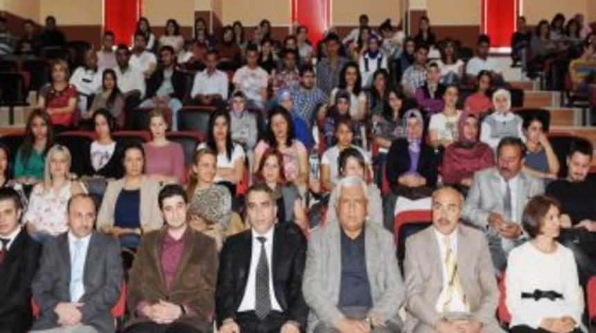 7 Aralık &Uuml;niversitesi Tıp Sekreterliği'nde G&uuml;ncel Yaklaşımlar Konferansı