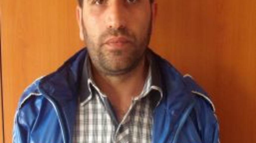 İşten &Ccedil;ıkarılınca Ustasını Bı&ccedil;akladı