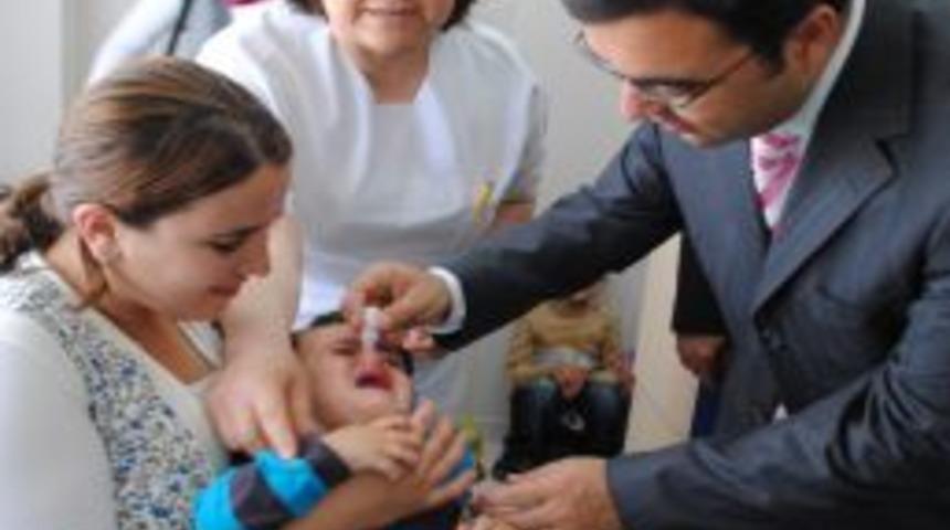 Antalya beşli ve &uuml;&ccedil;l&uuml; &ccedil;ocuk aşısında y&uuml;zde 99 başarılı