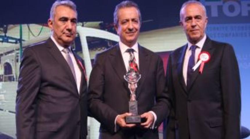 Anadolu Isuzu, yılın en iyi k&uuml;&ccedil;&uuml;k otob&uuml;s &uuml;reticisi &ouml;d&uuml;l&uuml;ne layık g&ouml;r&uuml;ld&uuml;